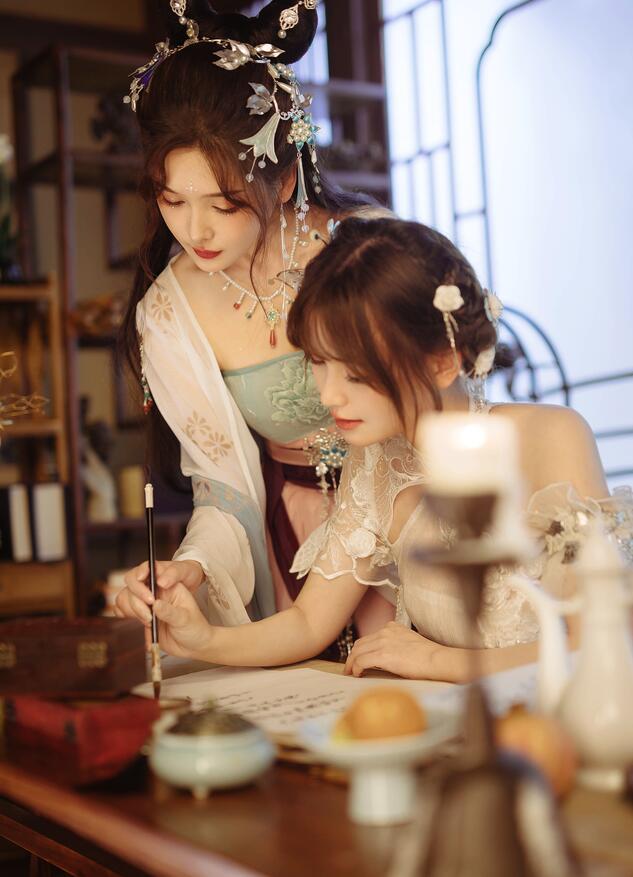 FC2-PPV-3088678 同棲している彼氏が仕事に行った時間を見計らって女の子の自宅にいき利息がてらハメ撮りさせたwww