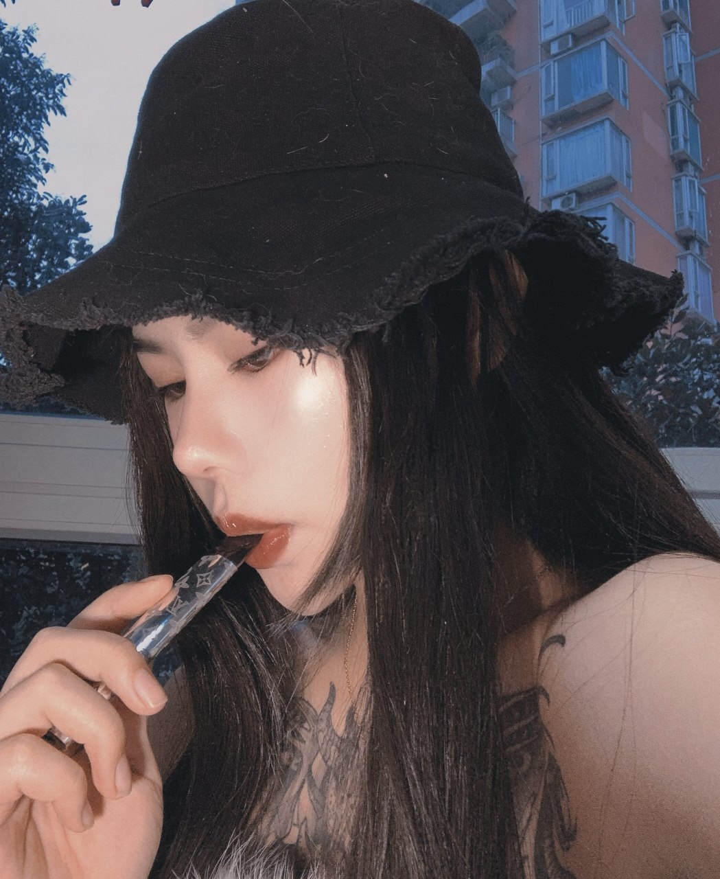 ysl千人千色t9t9t9t9t9mba - 剧情片高清迅雷在线观看