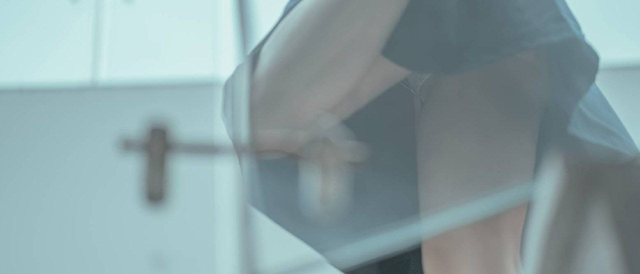 日韩亚洲成a人片