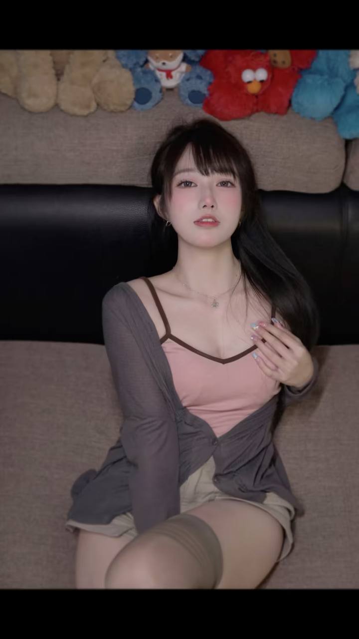 免费一级真人片_九九精品视频一区二区三区_亚洲精品动漫免费二区_国产精品一区久久