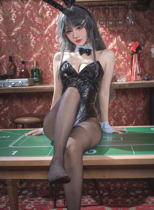 怒发冲冠的小骚穴真撩人~混血儿甜宝乖乖~狼友们，可以收藏舔屏撸管啦！